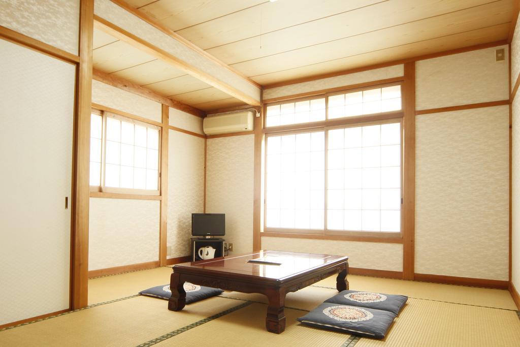 Отель Bekkan Kawanatsu Shin'onsen Экстерьер фото